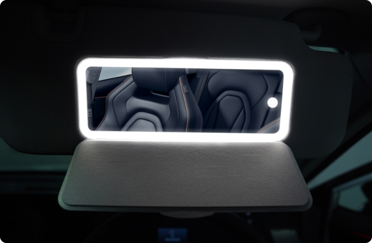 Sunvisor-with-Vanity-Mirror-Light.png